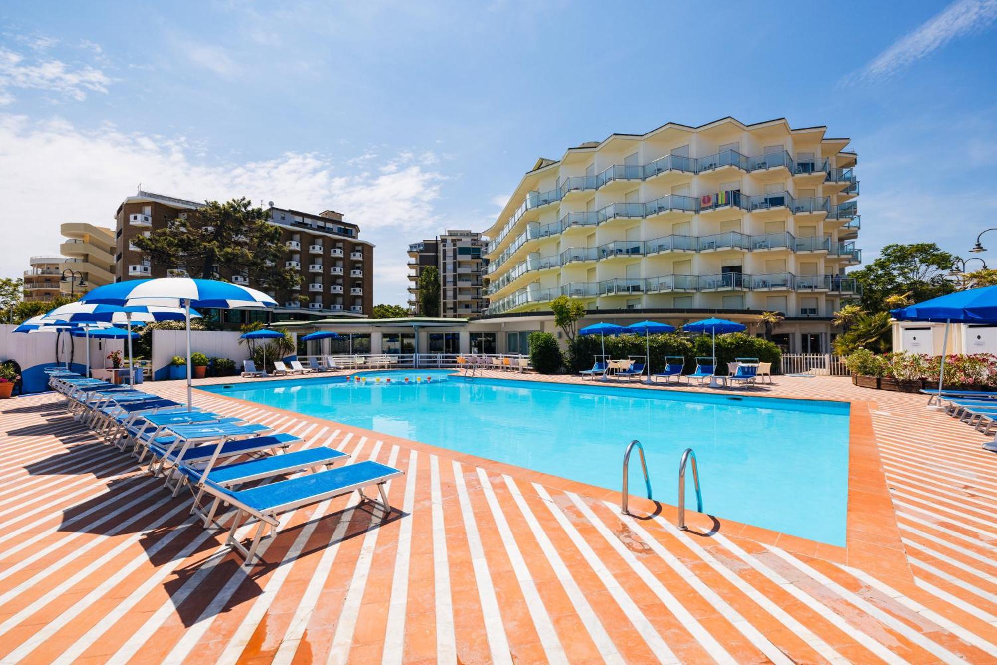 Hotel Bellevue Beach - Sul Mare Milano Marittima Exterior photo