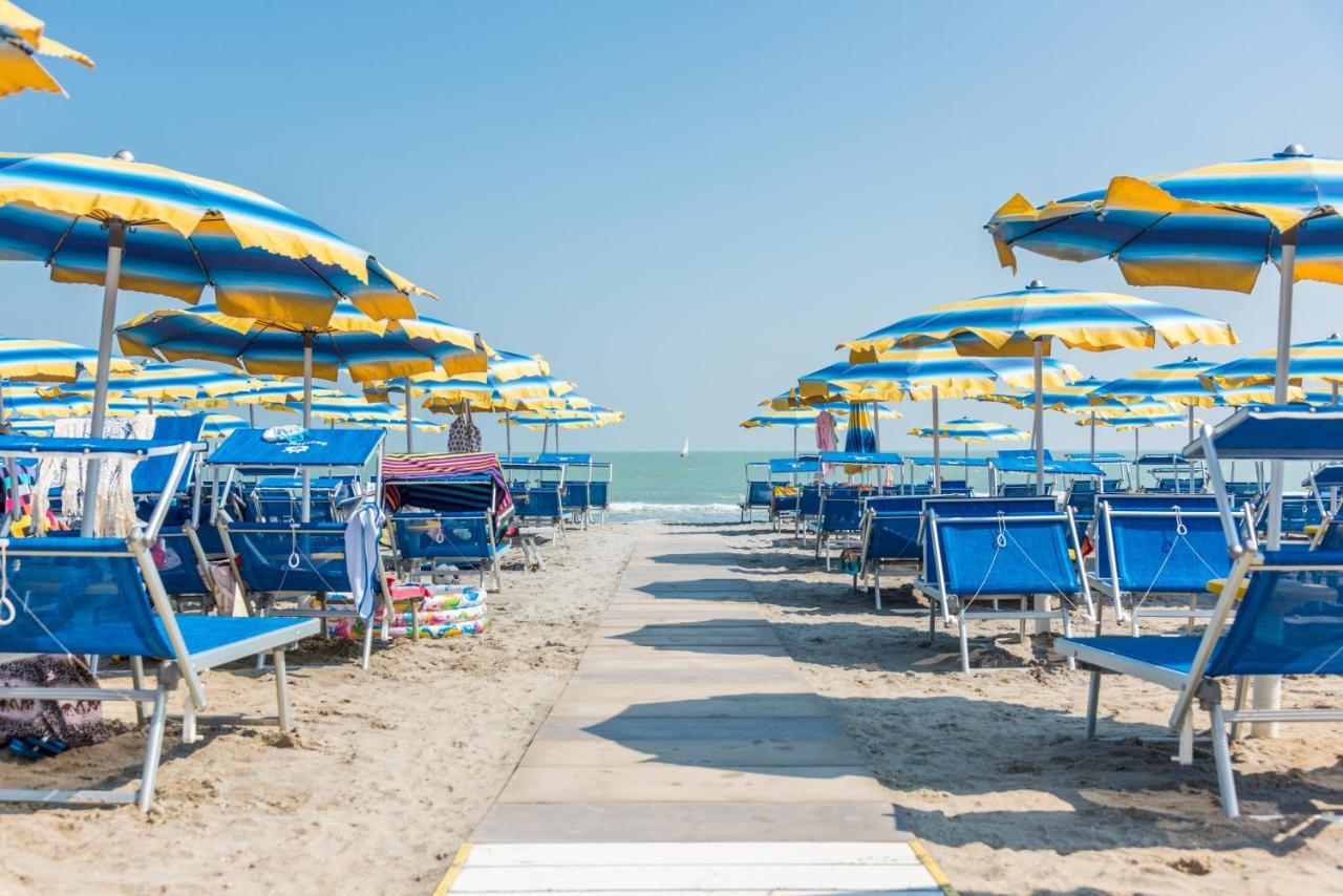 Hotel Bellevue Beach - Sul Mare Milano Marittima Exterior photo